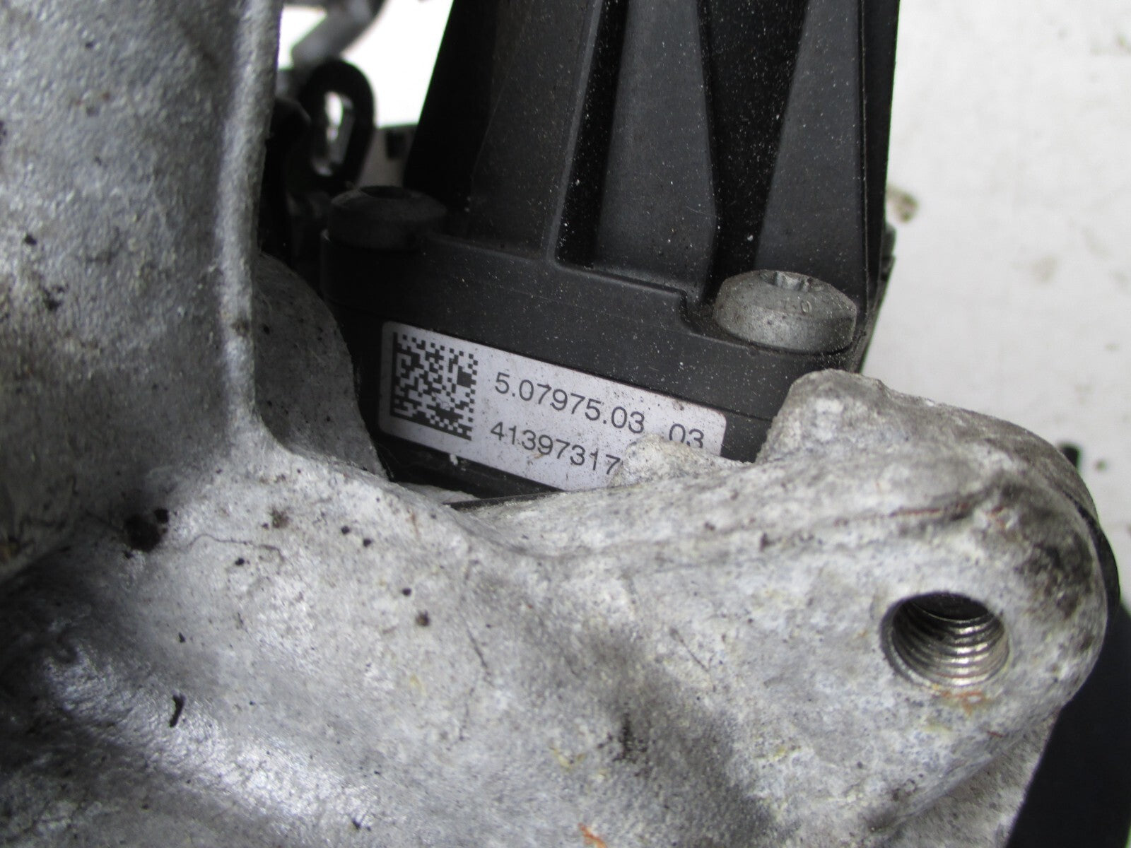 RENAULT CLIO MK4 2015 1.5 DIESEL GAS RECIRCULATION EGR VALVE HOUSING 147173974R