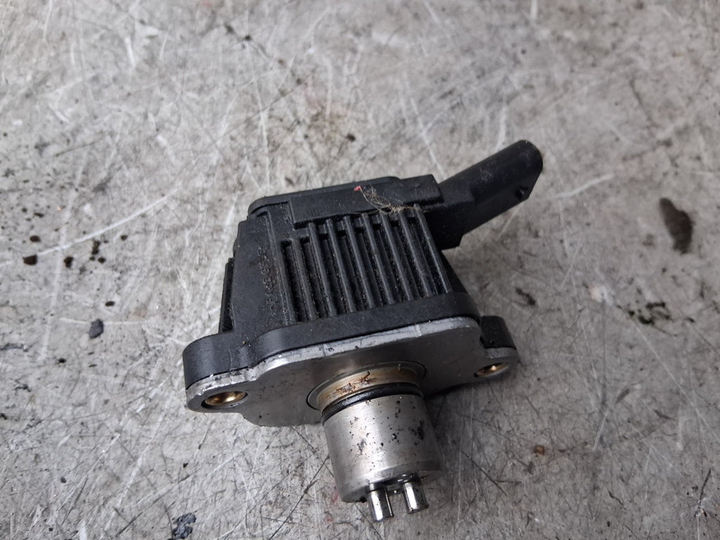 SEAT IBIZA MK5 2018 6F KJ CAMSHAFT SOLENOID VALVE 04E906048A
