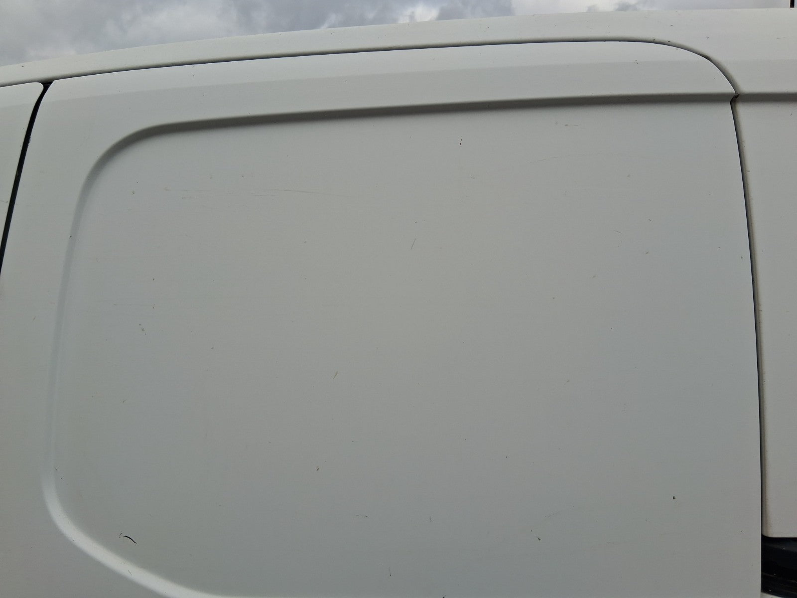 2017 PEUGEOT PARTNER MK2 NS PASSENGER SIDE LEFT COMPLETE SLIDING DOOR WHITE
