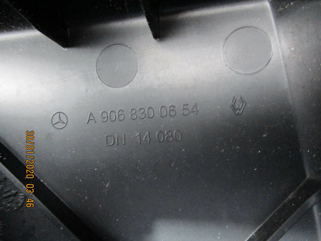 MERCEDES SPRINTER W906 2013 NS PASSENGER SIDE AIR VENT DASH TRIM A9068300654