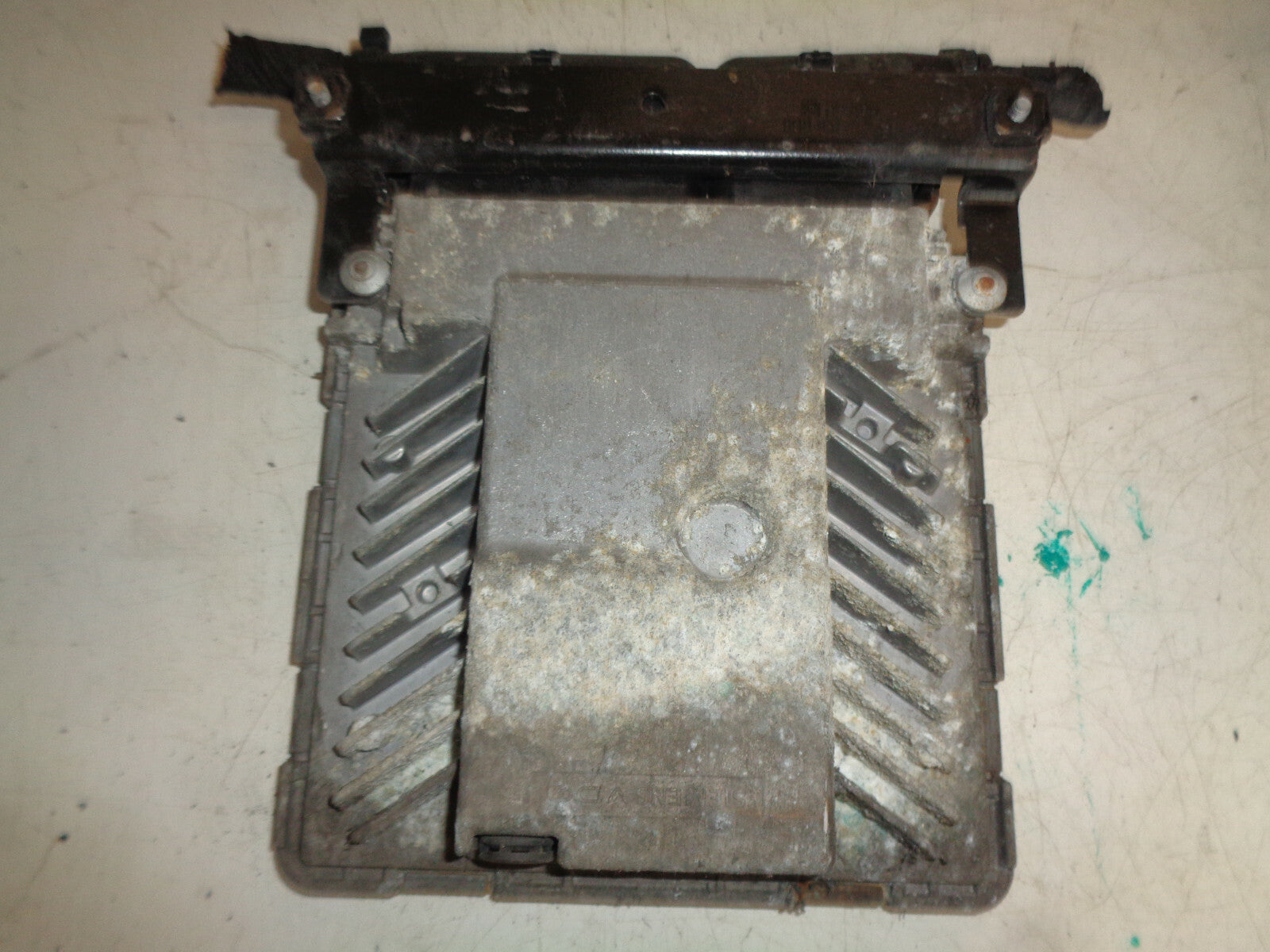 VW VOLKSWAGEN PASSAT 2003 2.0 TDI ECU ENGINE CONTROL UNIT 03G906018AS
