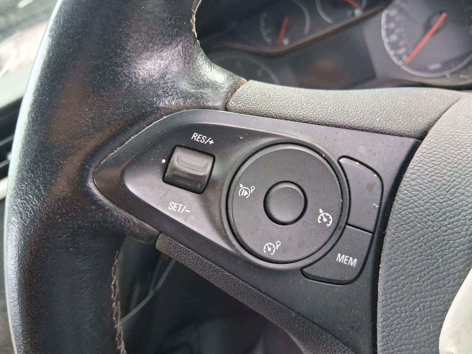 2020 VAUXHALL CORSA F MULTIFUNCTION LEATHER STEERING WHEEL
