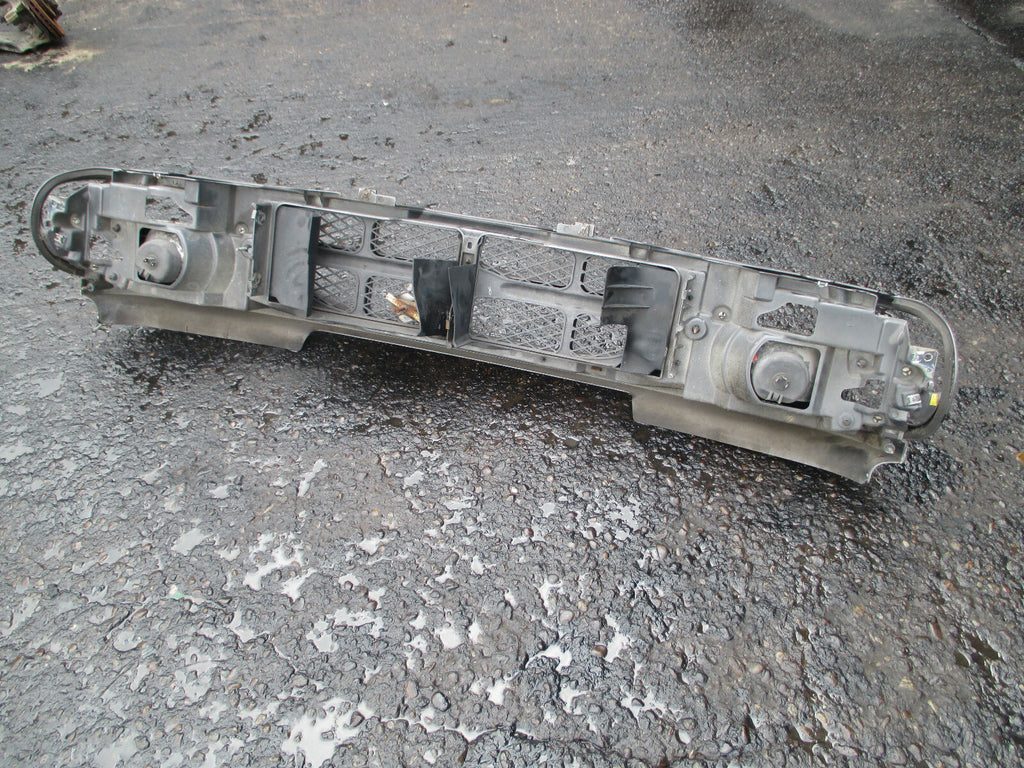 FORD EXPLORER V8 2000 4.0 PETROL FRONT COMPLETE UPPER BUMPER RADIATOR GRILL