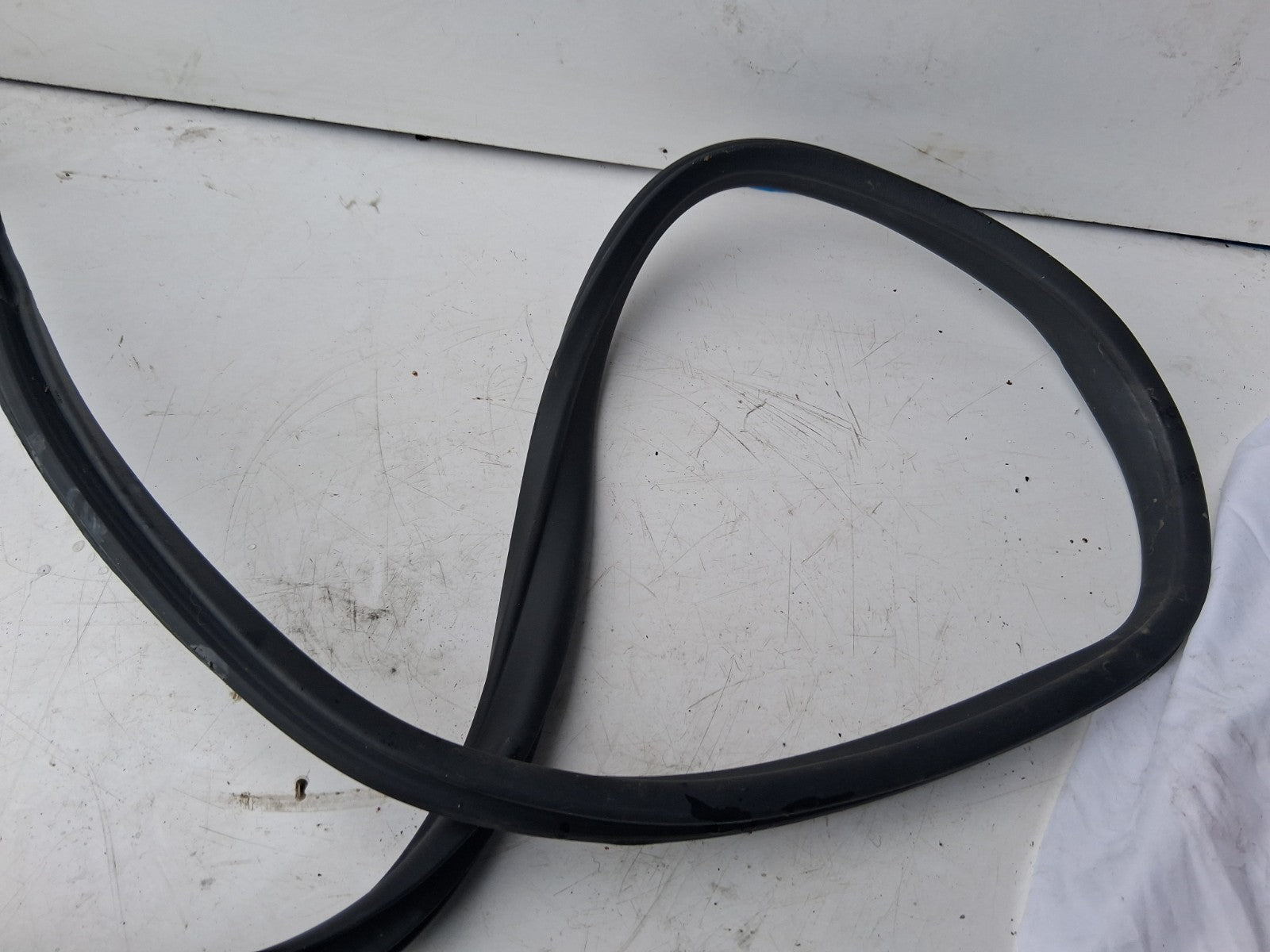 2024 BMW 2 SERIES F44 COUPE NSR PASSENGER REAR LEFT DOOR RUBBER SEAL 223367