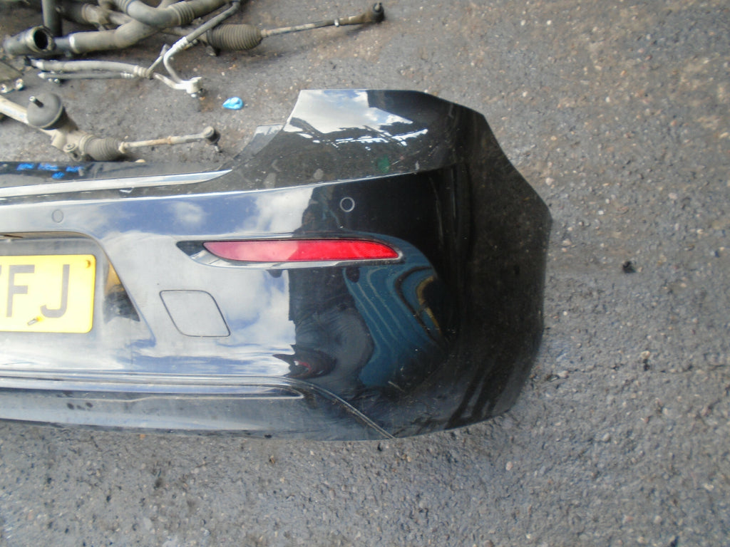 BMW 1 SERES F20 2015 LCI FACELIFT REAR BUMPER BLACK DAMAGED