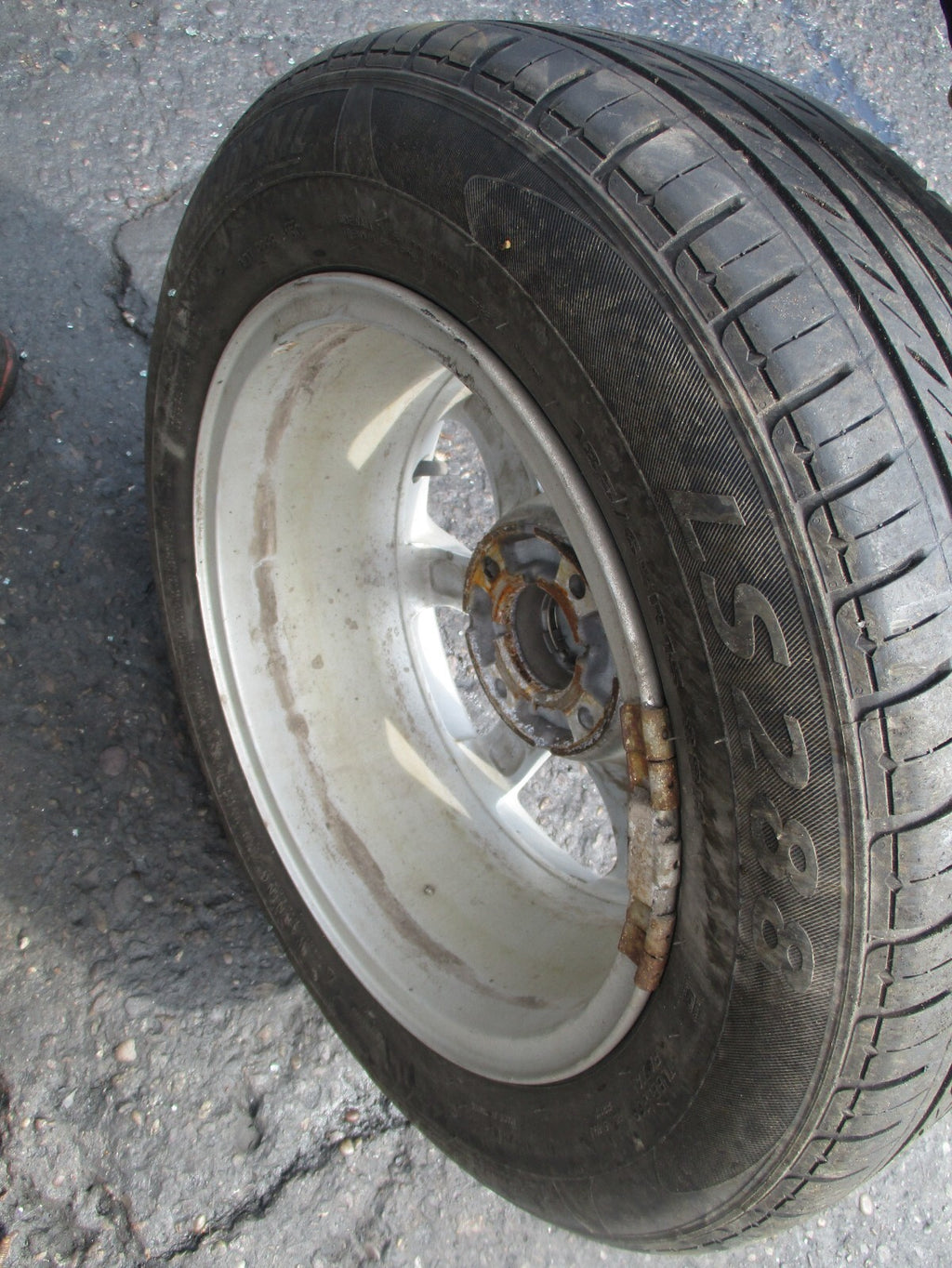 2015 PEUGEOT 208 15 INCH ALLOY WHEEL WITH TYRE 185/65R15
