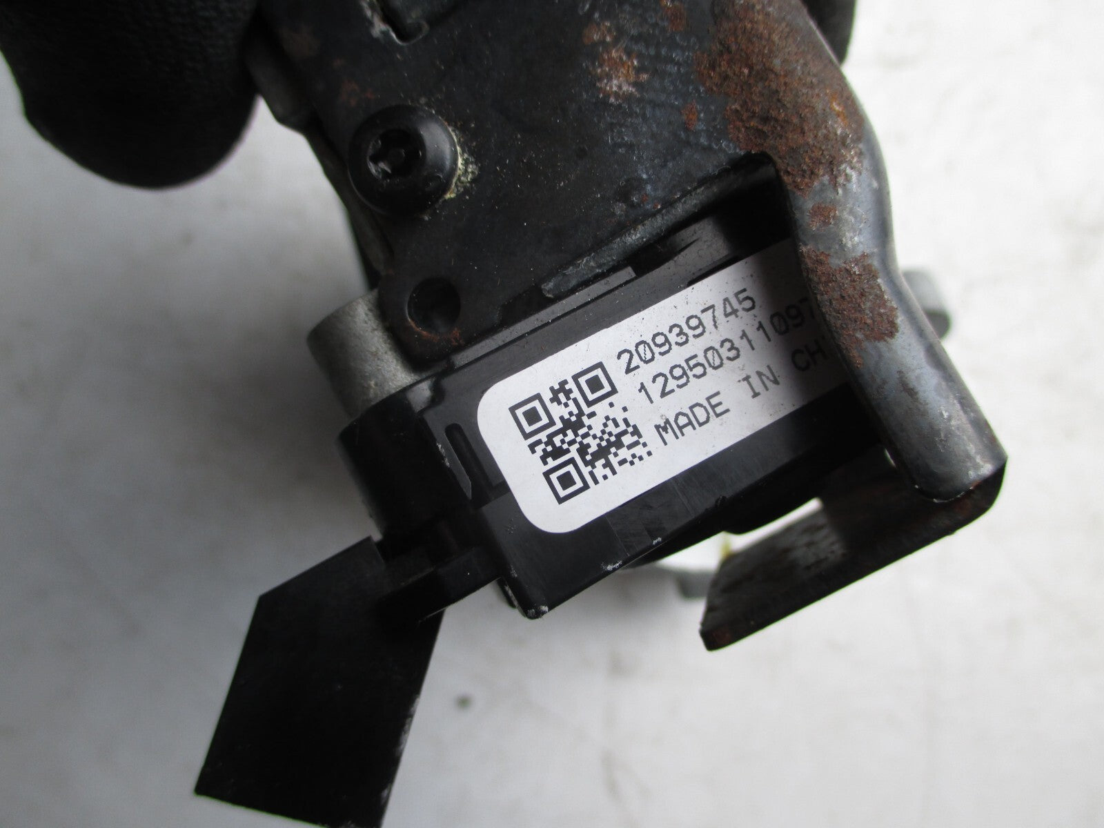 VAUXHALL ASTRA J MK6 2012 IGNITION SWITCH BARREL WITH 1 X KEY FOB 20939745