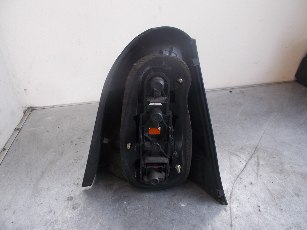 MERCEDES A CLASS W168 PRE FACELIFT 1997-2001 NSR PASSENGER REAR LIGHT 1688202764