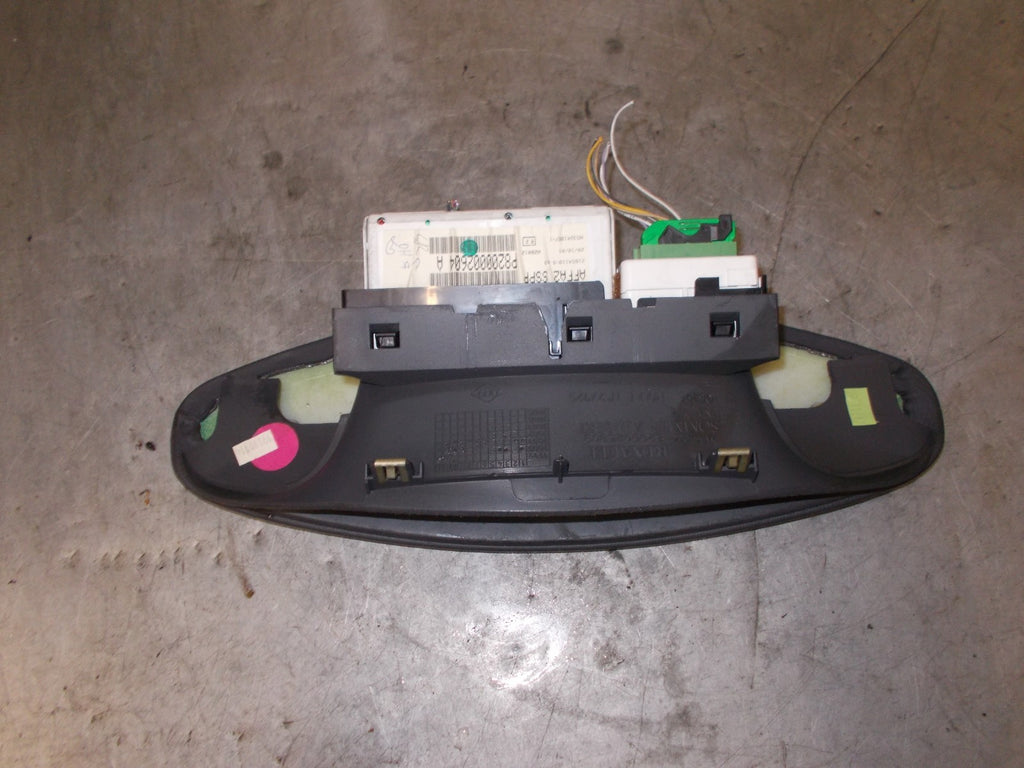 RENAULT LAGUNA 2005 MK2 DIGITAL CLOCK DISPLAY SCREEN & TRIM 8200025909