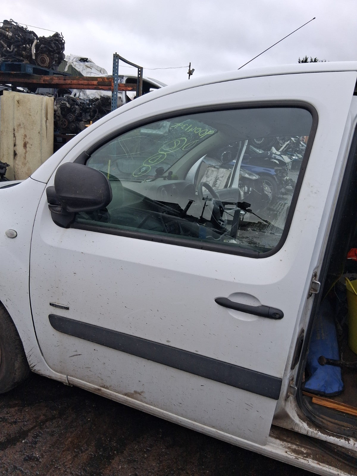 2016 MERCEDES CITAN W415 NSF PASSENGER SIDE FRONT LEFT BARE DOOR WHITE