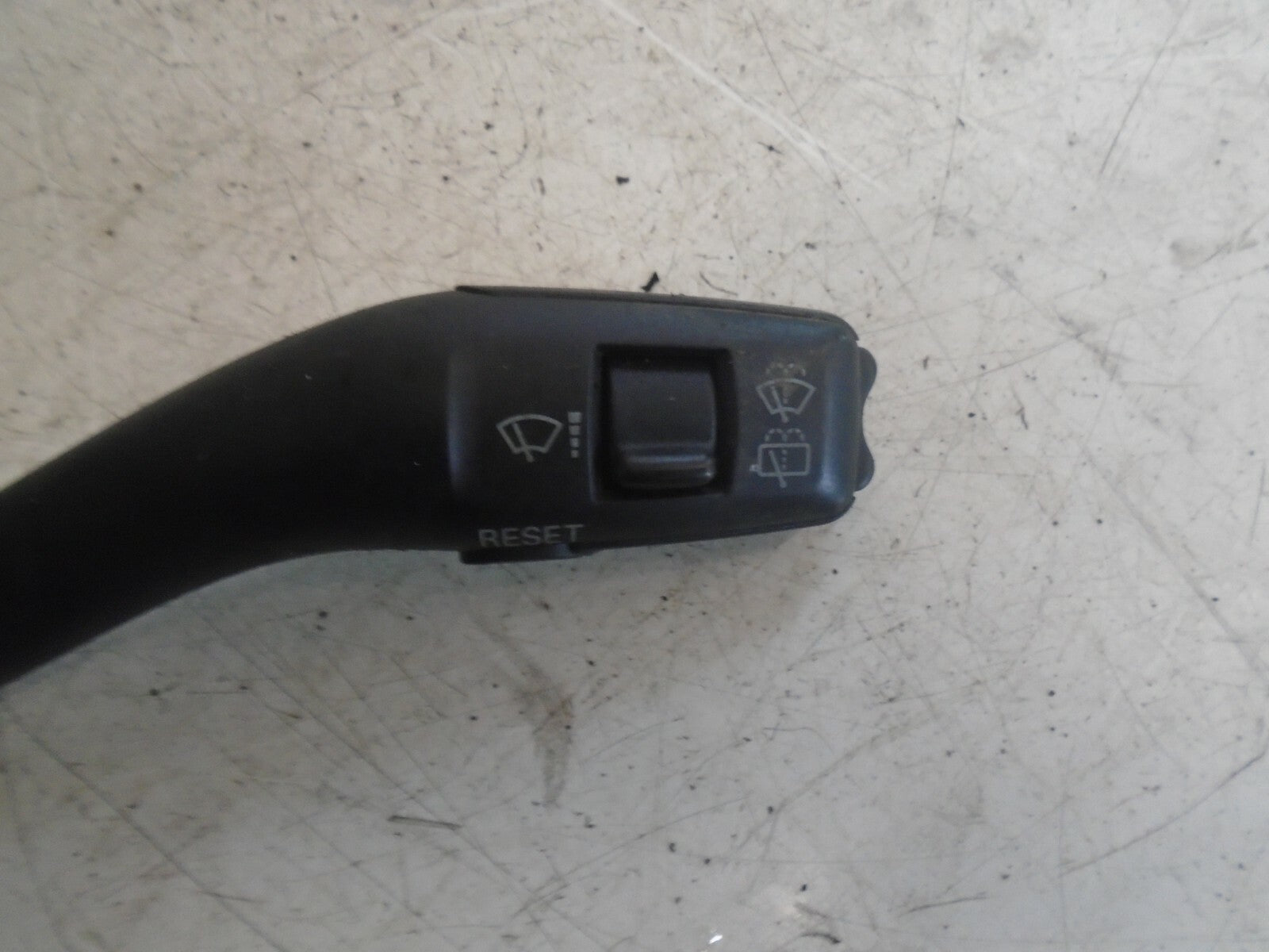 AUDI A3 2005 8P WIPER STALK ARM 8P0953519