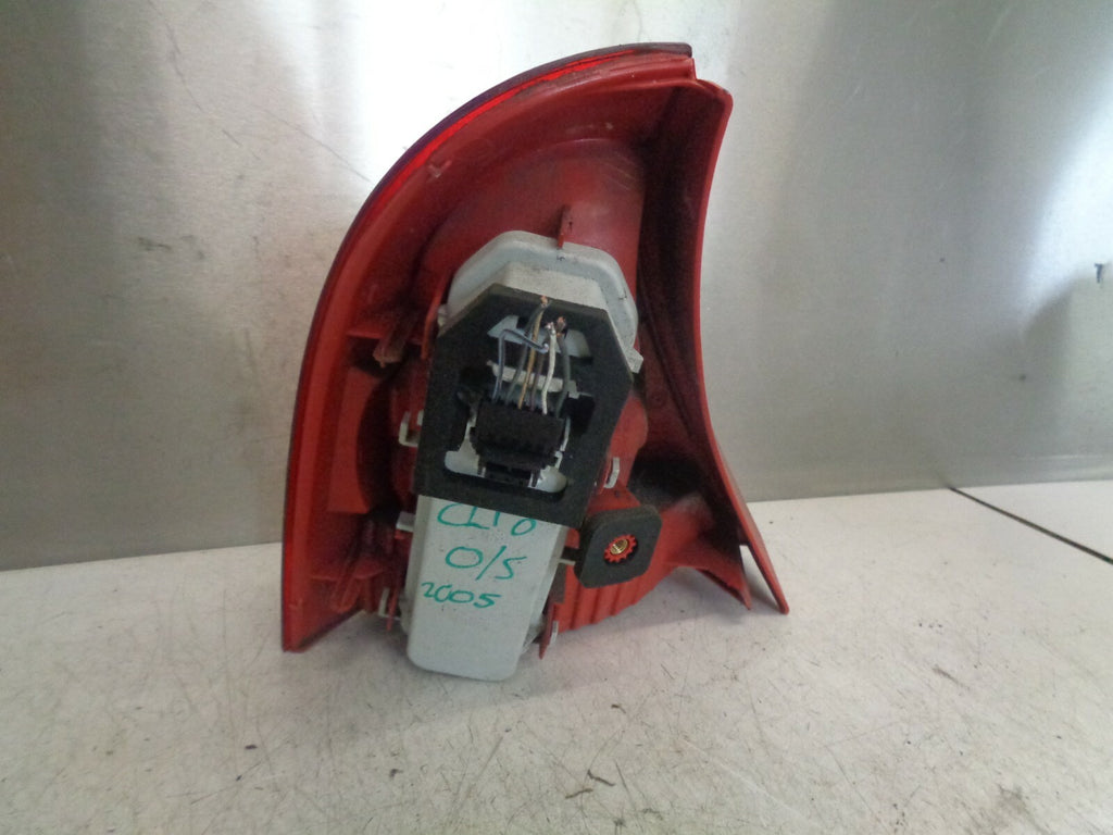 RENAULT CLIO 2005 FACELIFT OSR DRIVER SIDE REAR LIGHT TAIL LIGHT