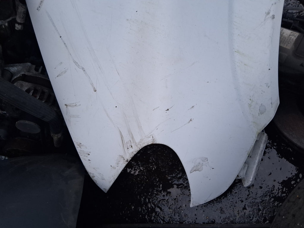 MERCEDES BENZ VITO W639 2007 NSF PASSENGER SIDE FRONT WING PANEL WHITE
