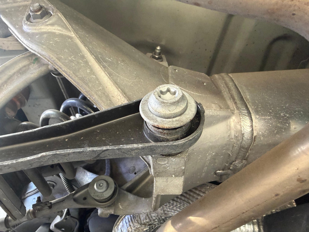 2024 DS AUTOMOBILES DS 7 1.5 DIESEL REAR BARE SUB FRAME 9829356780