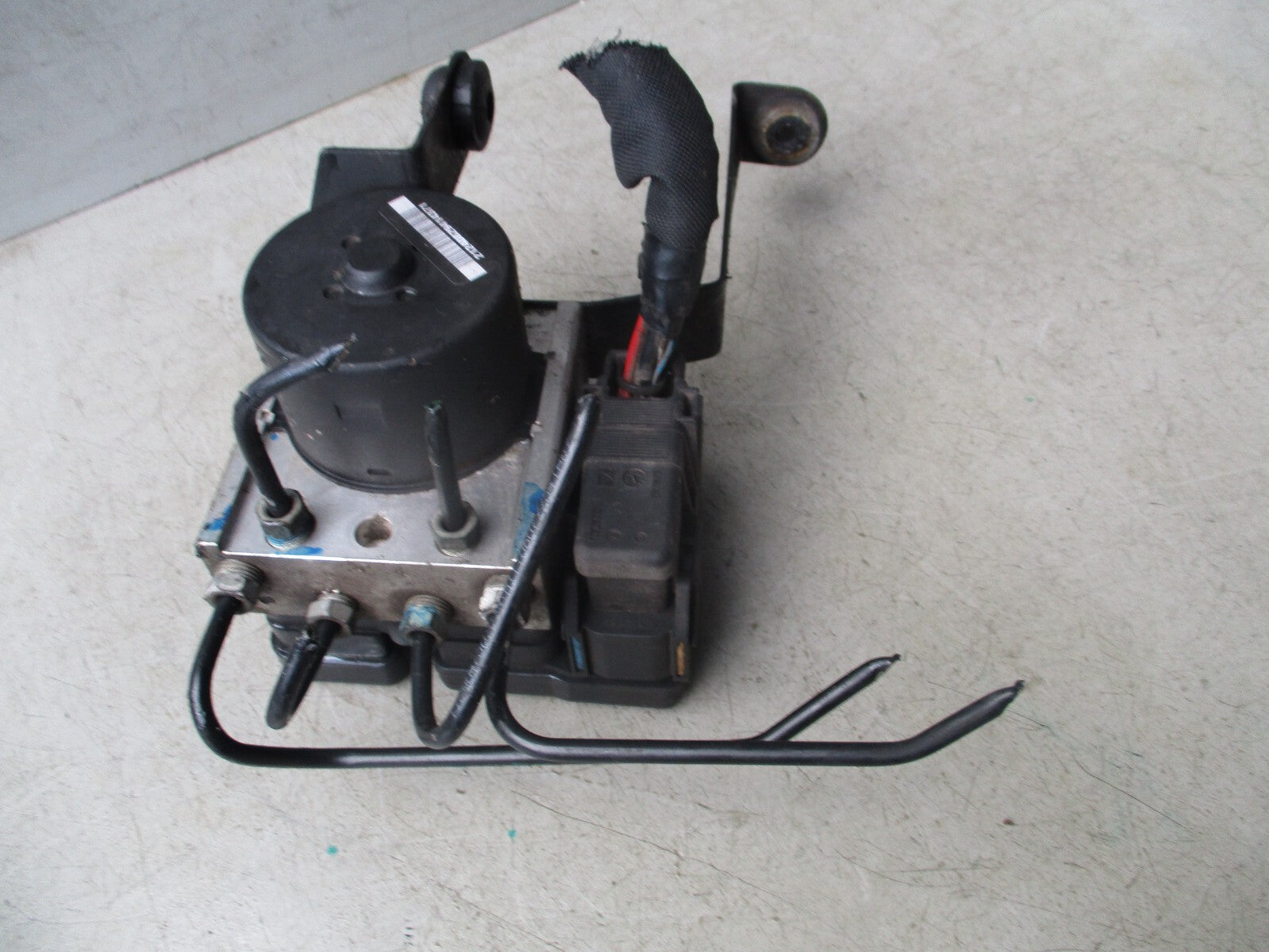 2007 FORD FOCUS MK2 1.8 PETROL ABS PUMP MODULATOR 3M512M110JA