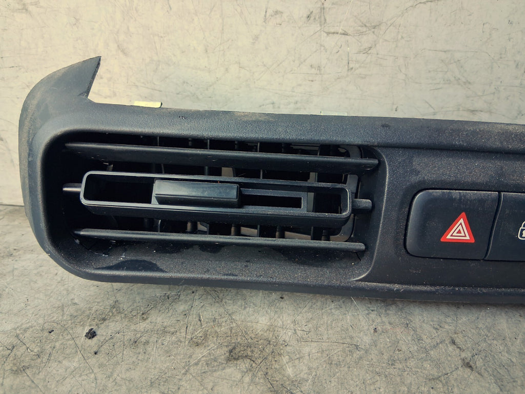 2023 CITROEN BERLINGO MK3 CENTRE DASHBOARD FRONT AIRVENT HAZARD SWITCH GE0046620