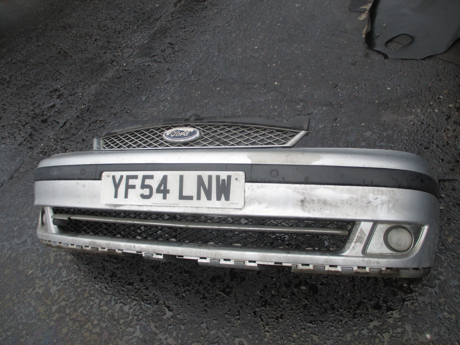 FORD GALAXY MK2 2004 FRONT COMPLETE BUMPER GREY