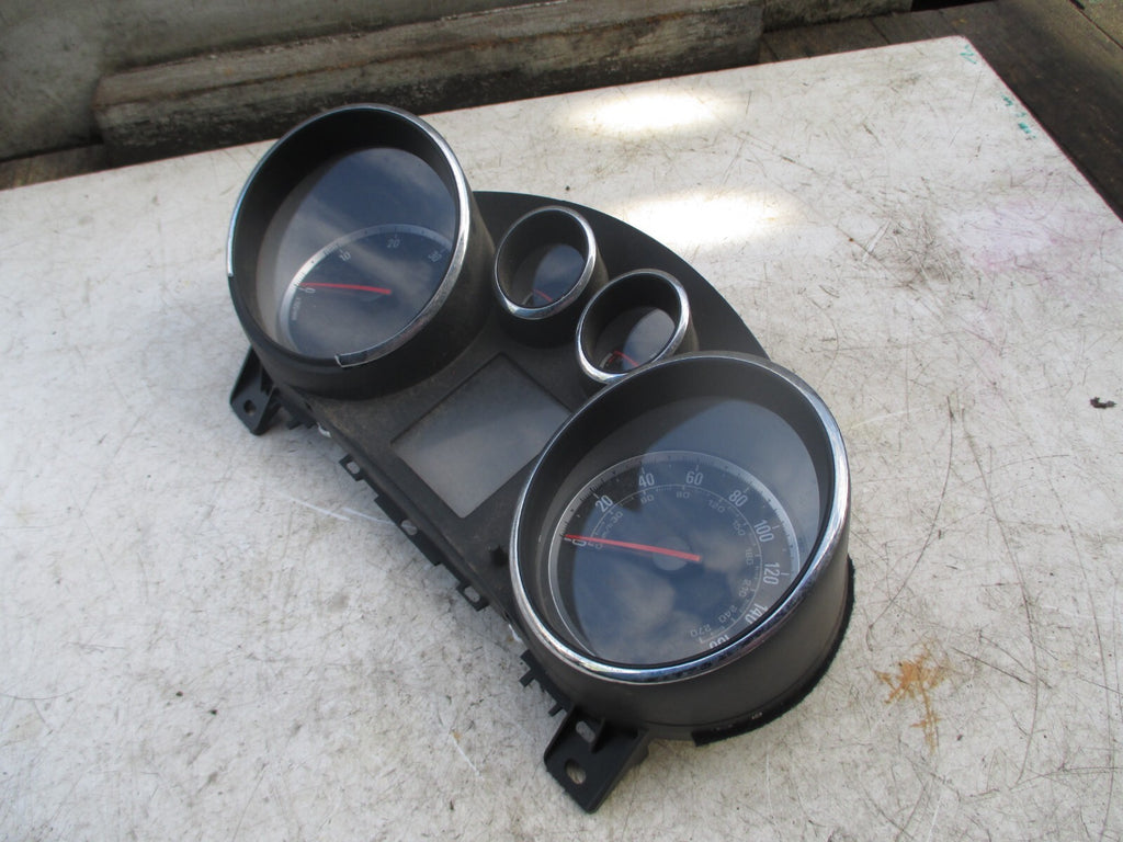 VAUXHALL ASTRA J 2014 SPEEDOMETER CLOCK CLUSTER INSTRUMENT 13433781
