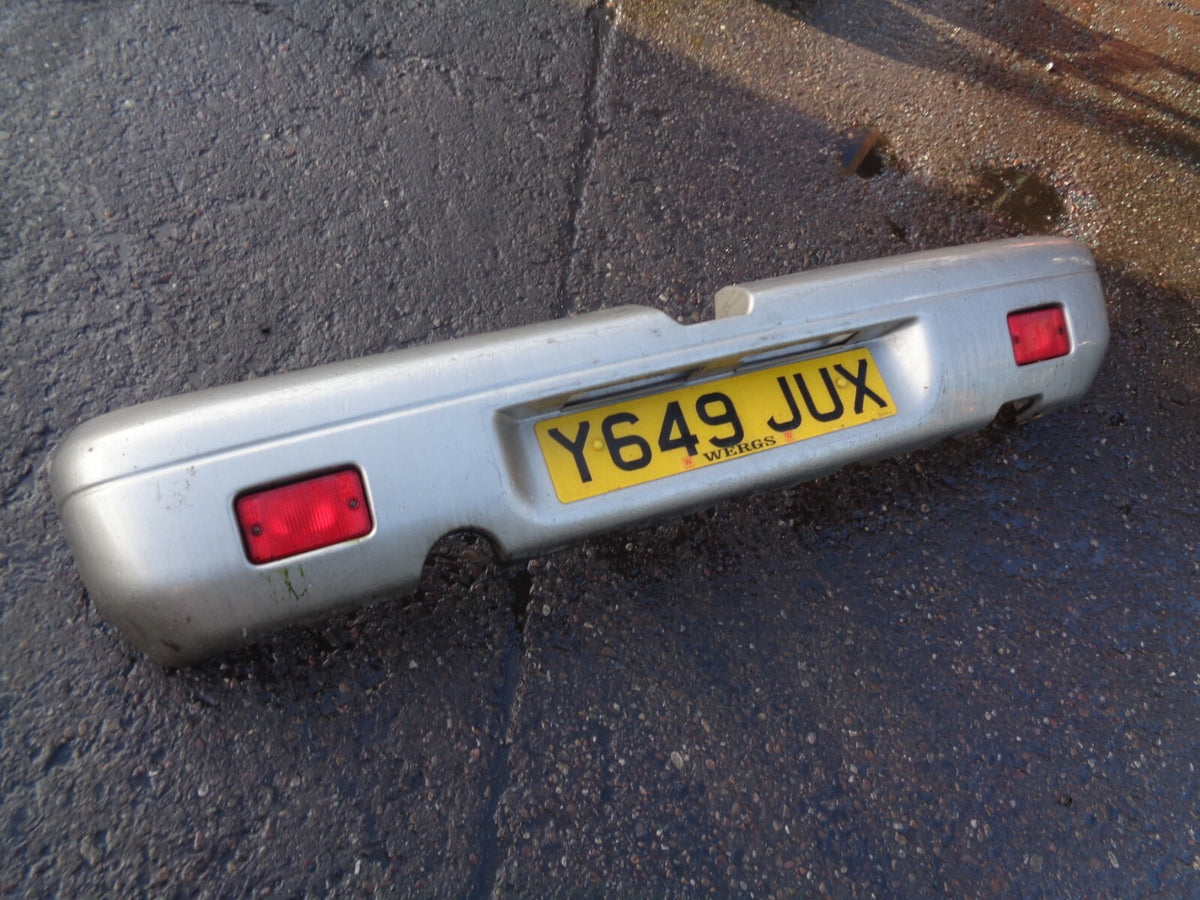 KIA SPORTAGE MK1 2001 COMPLETE REAR BUMPER SILVER