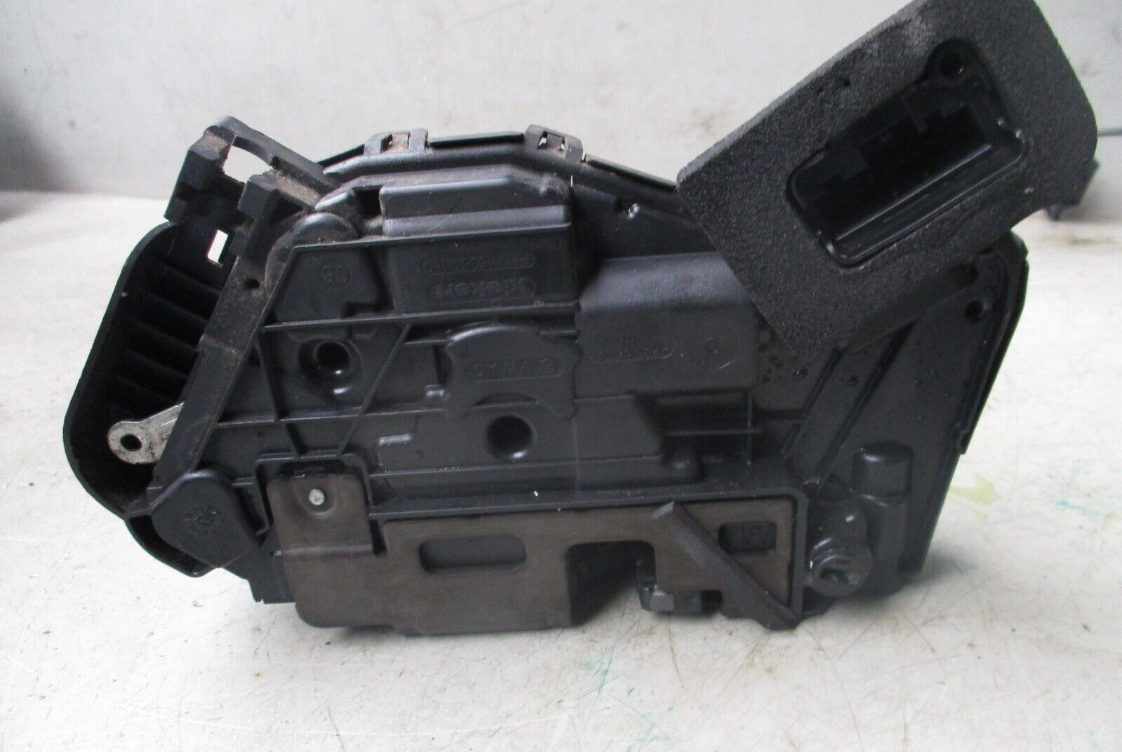 2019 VOLKSWAGEN GOLF MK7 DOOR LOCK MECH OSR RIGHT SIDE REAR A6K-5TA839016K