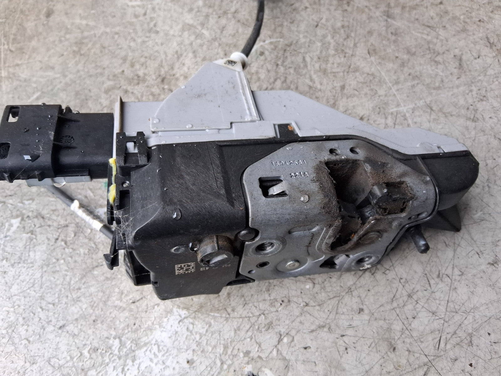 2018 CITROEN BERLINGO MK2 OSF DRIVER SIDE FRONT RIGHT DOOR LOCK MECHANISM 828412