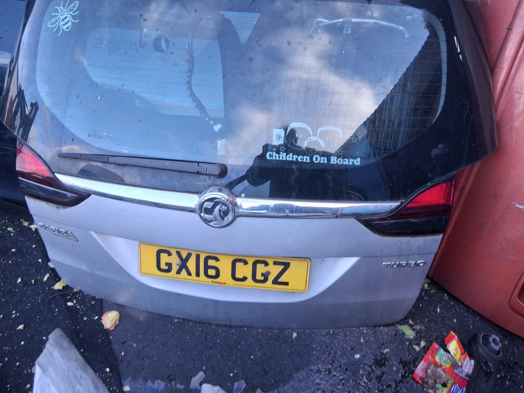 2016 VAUXHALL ZAFIRA C MK3 BARE REAR BOOTLID TAILGATE GLASS ARGON SILVER Z176