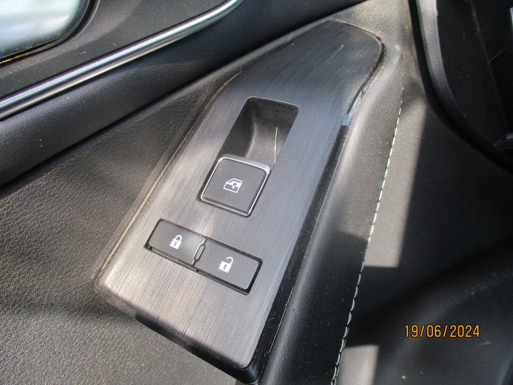 NISSAN QASHQAI J12 MK3 2023 NSF PASSENGER SIDE FRONT WINDOW SWITCH