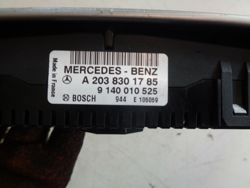MERCEDES BENZ C CLASS 2005 W203 HEATER A/C CLIMATE CONTROL PANEL A2038301785