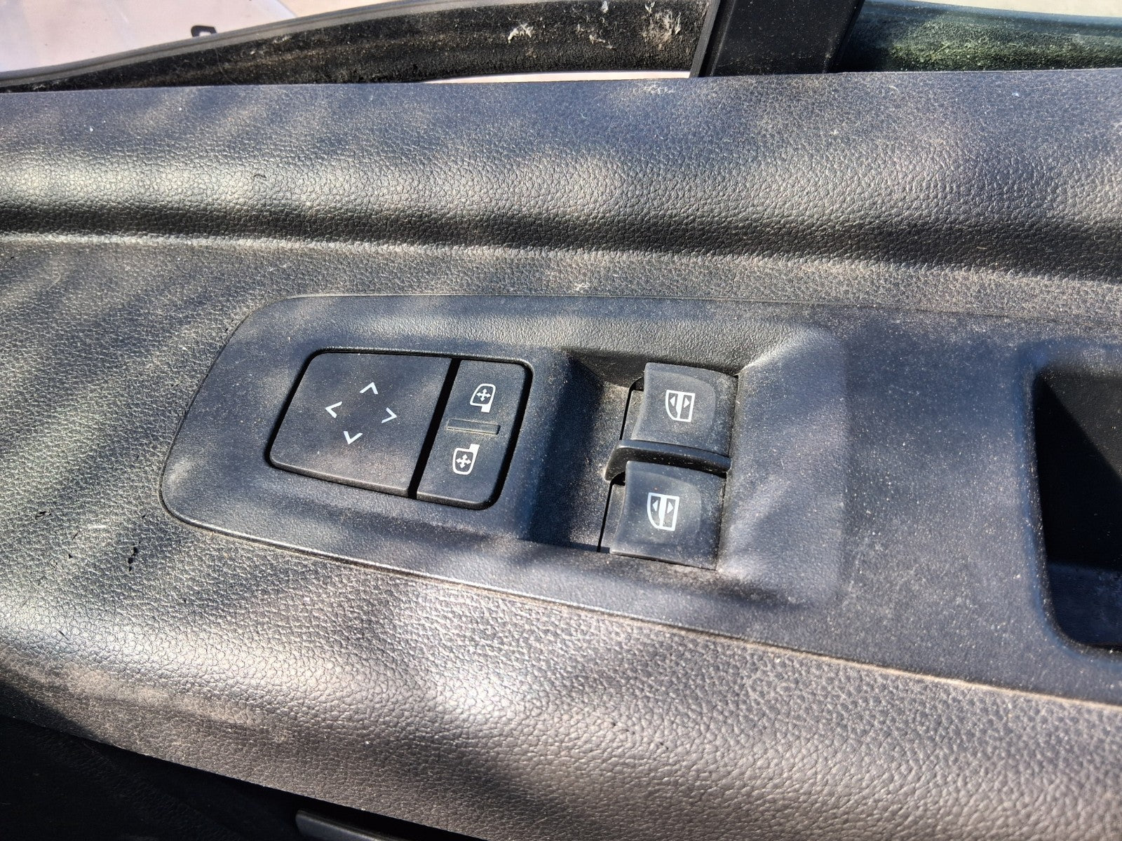 2025 RENAULT MASTER MK4 OSF DRIVER SIDE FRONT WINDOW CONTROL SWITCH