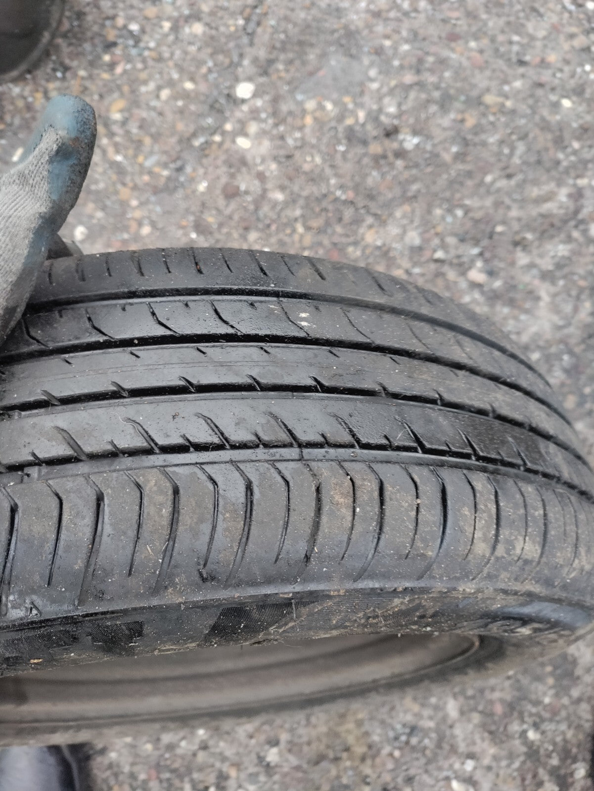 2002 FORD FOCUS MK1 14 INCH STEEL WHEEL WITH TYRE 185/65R14 REF 3