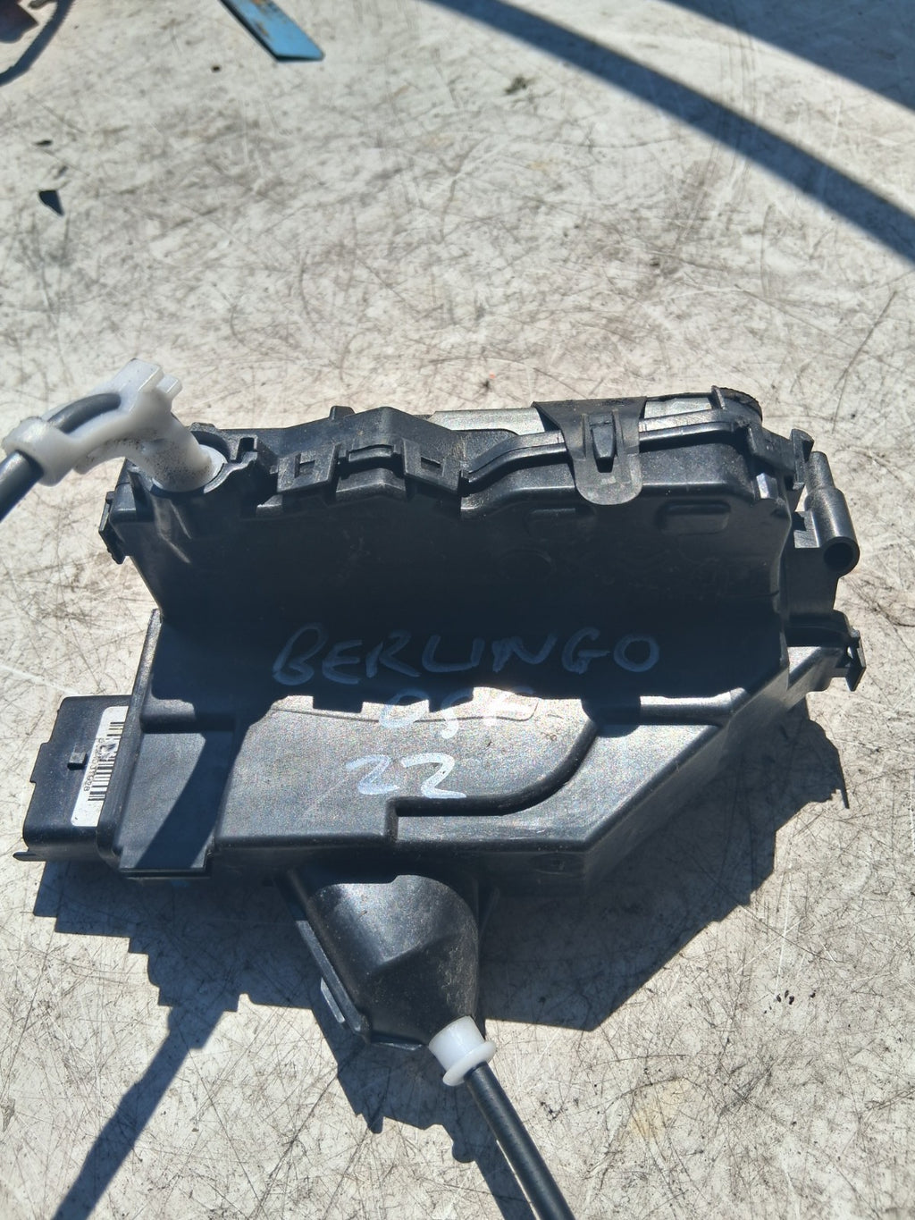 2022 CITROEN BERLINGO MK2 OSF DRIVER SIDE FRONT DOOR LOCK MECHANISM PSA164203