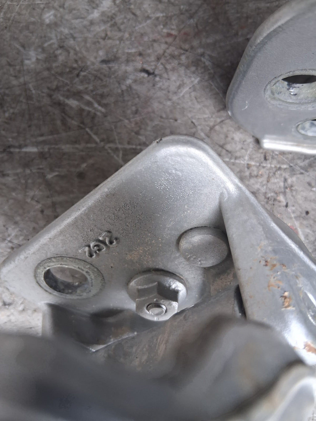 2023 FORD TRANSIT 350 MK8 NSR PASSENGER SIDE REAR LEFT HINGES PAIR