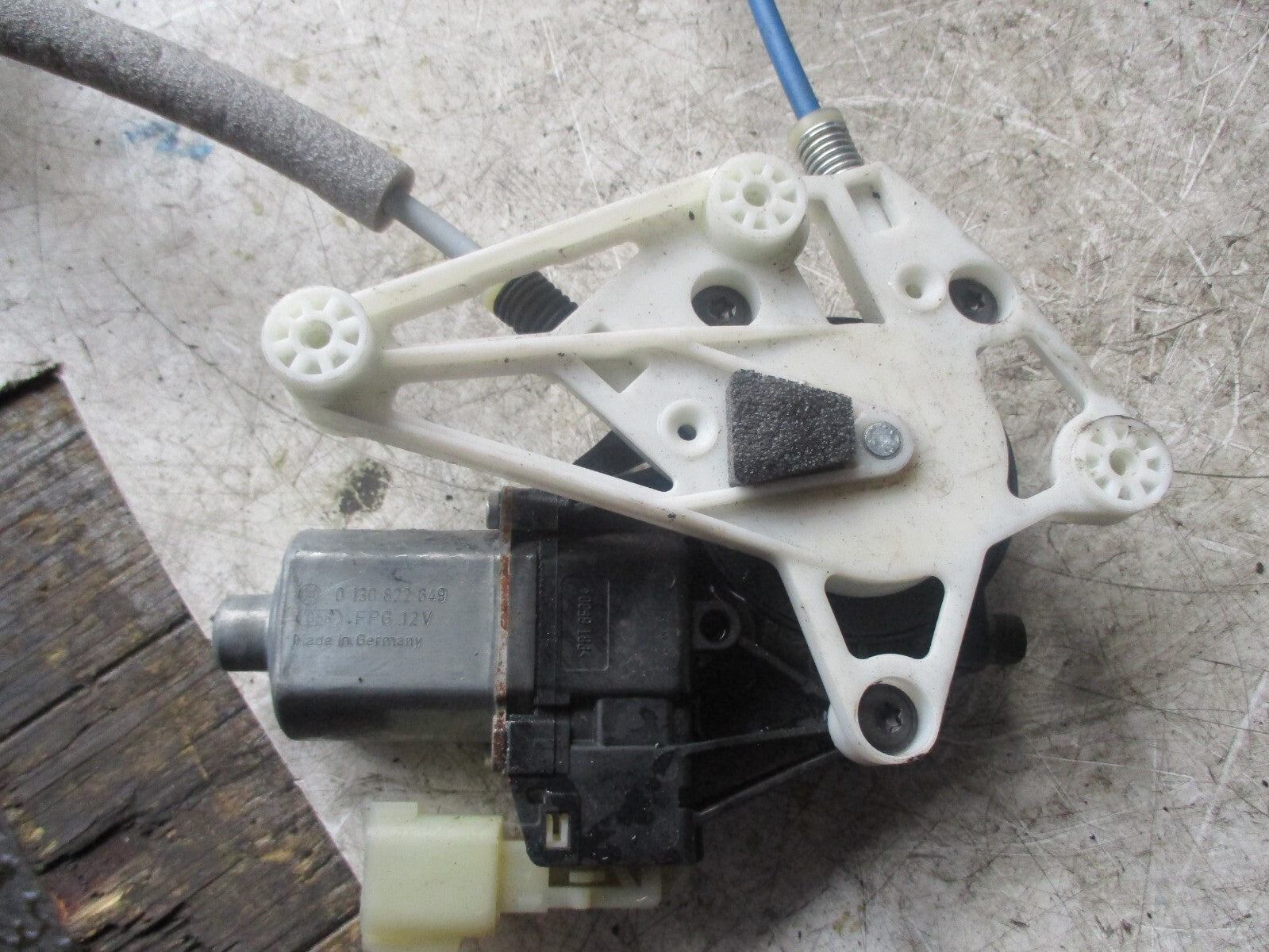 FORD B-MAX 2013 N/S PASSENGER SIDE WINDOW MOTOR REGULATOR 0130822649