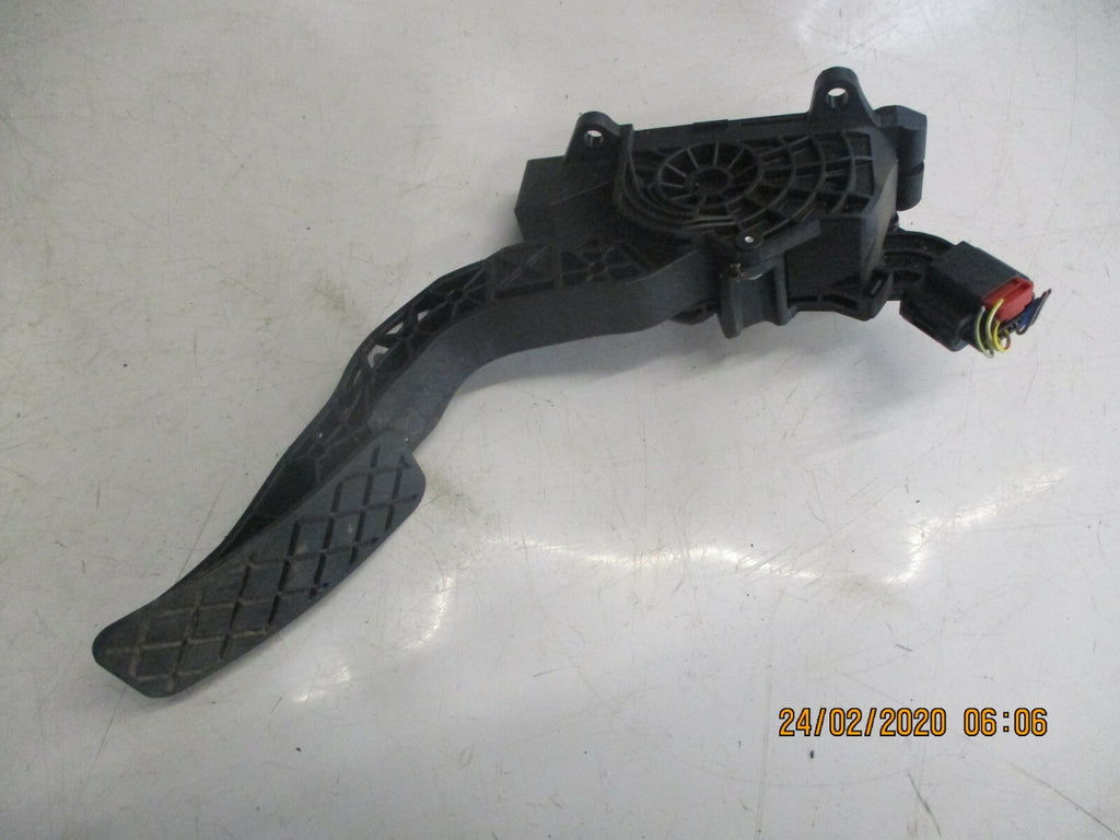 AUDI A1 MK1 8X 2017 ELECTRONIC ACCELERATION THROTTLE GAS FOOT PEDAL 6C2723503B