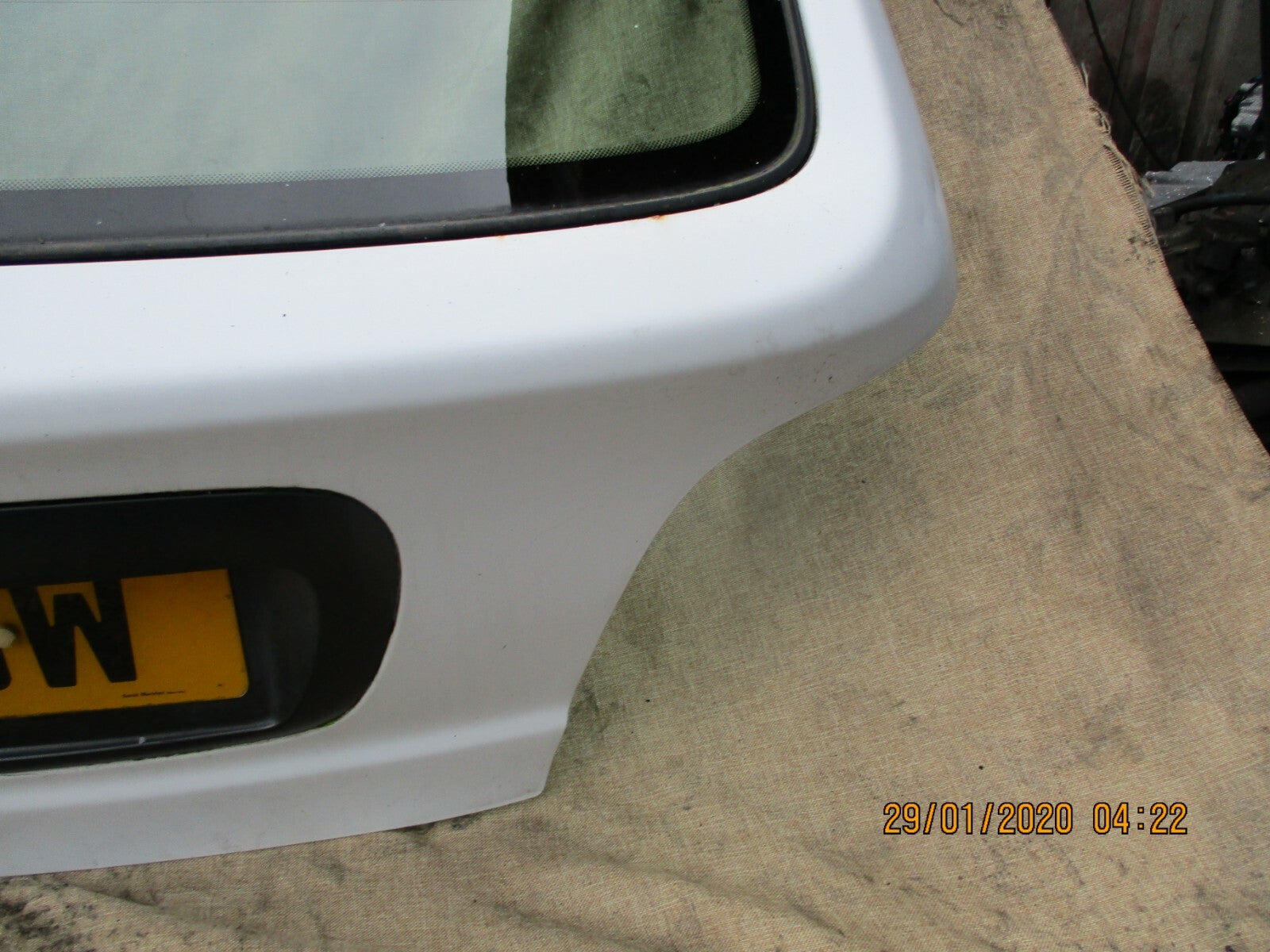RENAULT MEGANE MK1 HATCHBACK 1996 REAR BOOT LID TAILGATE HATCH GLASS WIPER WHITE