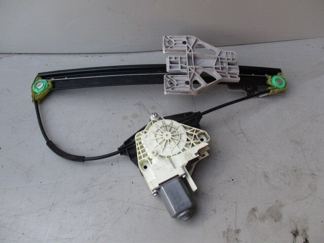 AUDI A4 2014 B8 NSR PASSENGER SIDE REAR WINDOW MOTOR REGULATOR 8K0839461A