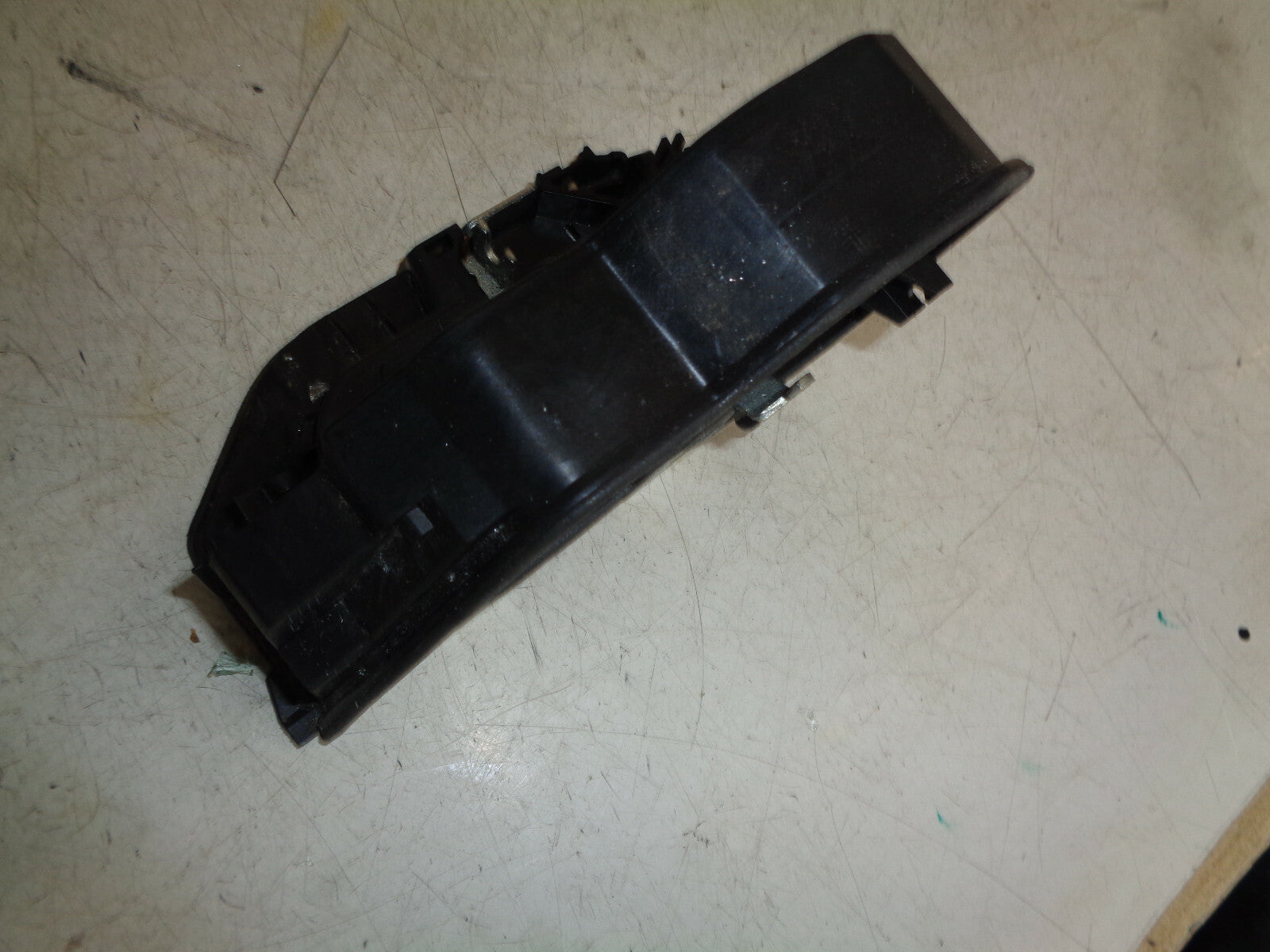 BMW 1 SERIES F20 2019 NSR PASSENGER SIDE REAR DOOR LOCK MECHNAISM 7202147