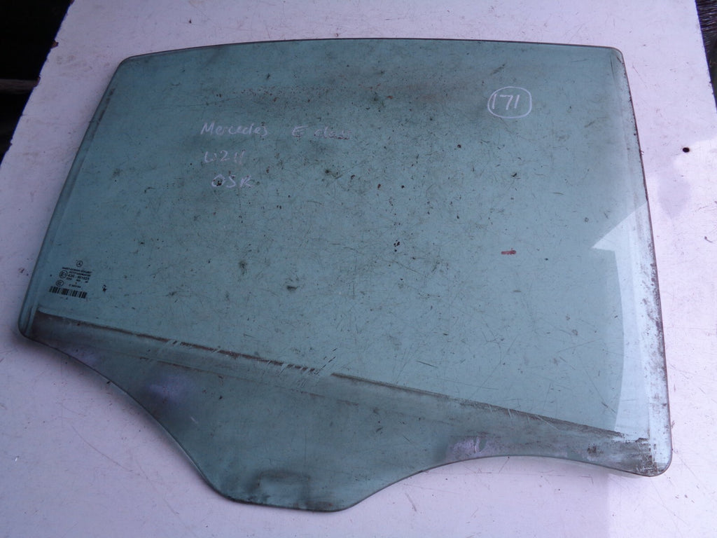 MERCEDES BENZ E CLASS W211 OSR DRIVER SIDE REAR DOOR WINDOW GLASS