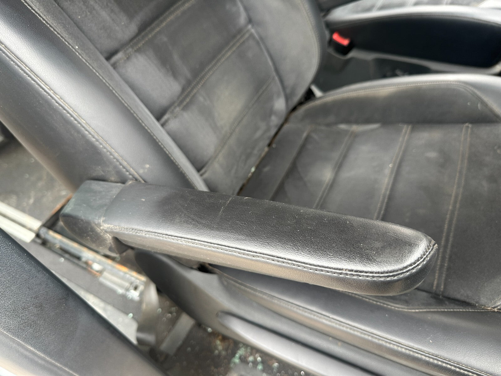 2018 VOLKSWAGEN CARAVELLE DRIVER FRONT SEAT DOUBLE ARM REST AUTOADAPT 6WAY TURNY