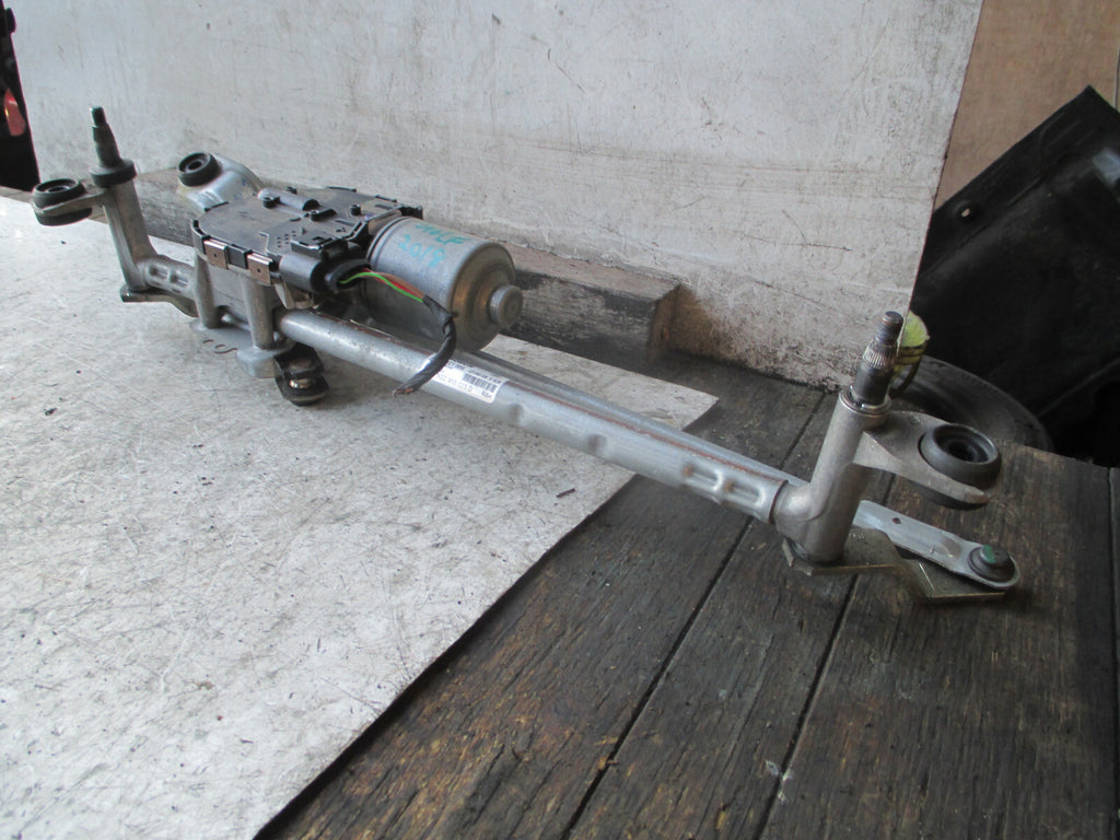 VW VOLKSWAGEN GOLF 2018 MK7 FRONT WINDSCREEN WIPER MOTOR LINKAGE 5G2955023D