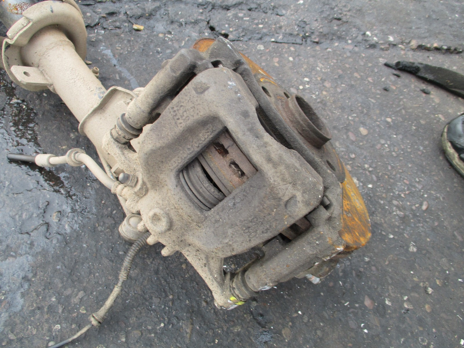2015 RENAULT TRAFIC X82 MK2 1.6 DIESEL MANUAL PASSENGER SIDE LEG SHOCK CALIPER
