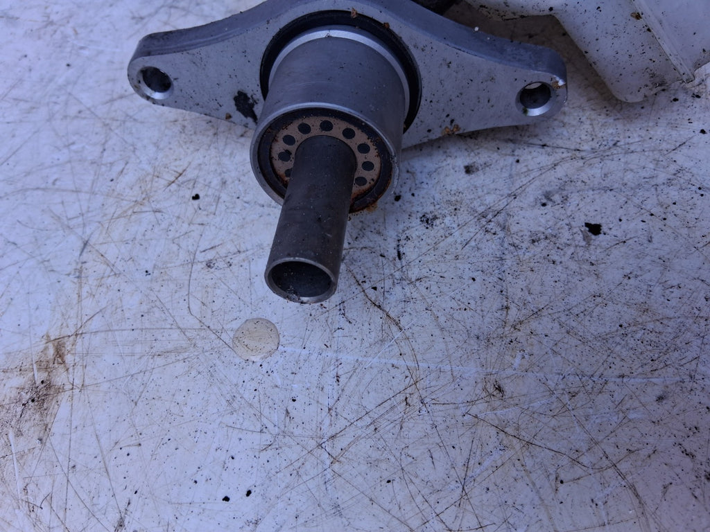 2023 RENAULT MASTER MK3 BRAKE MASTER CYLINDER 03350890491