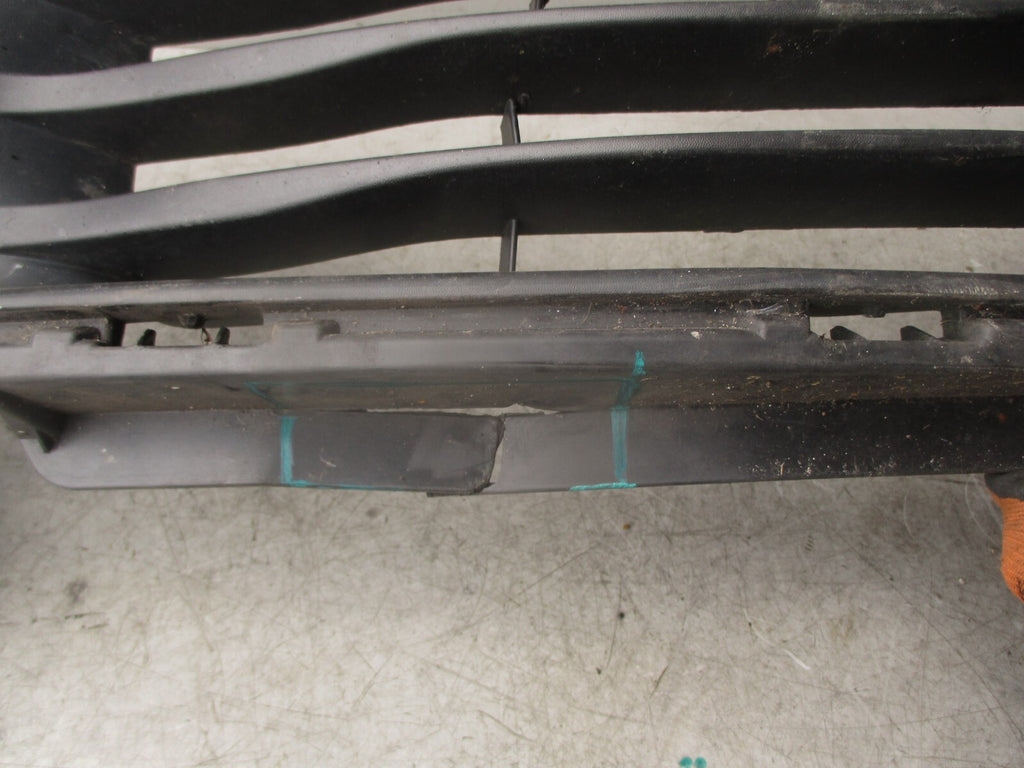2015 RENAULT CLIO MK4 FRONT BUMPER LOWER GRILLE 622542958R