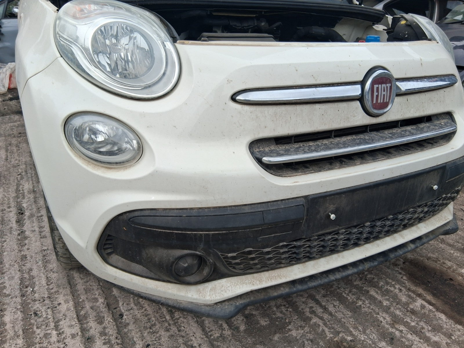 2019 FIAT 500 L FACELIFT FRONT COMPLETE BUMPER WHITE BIANCO GELATO 934/A