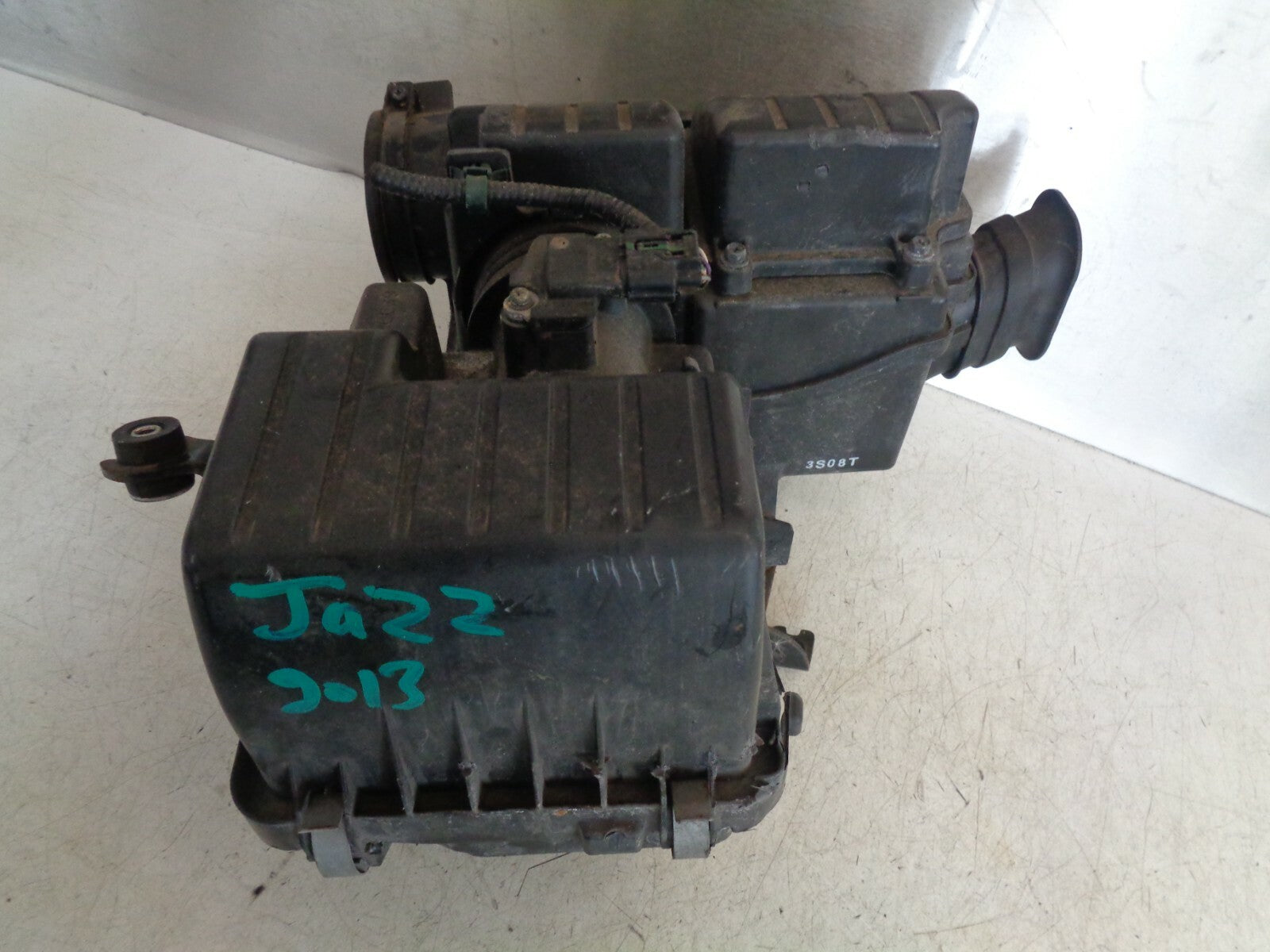 HONDA JAZZ MK3 2015 1.4 PETROL AIR FILTER BOX