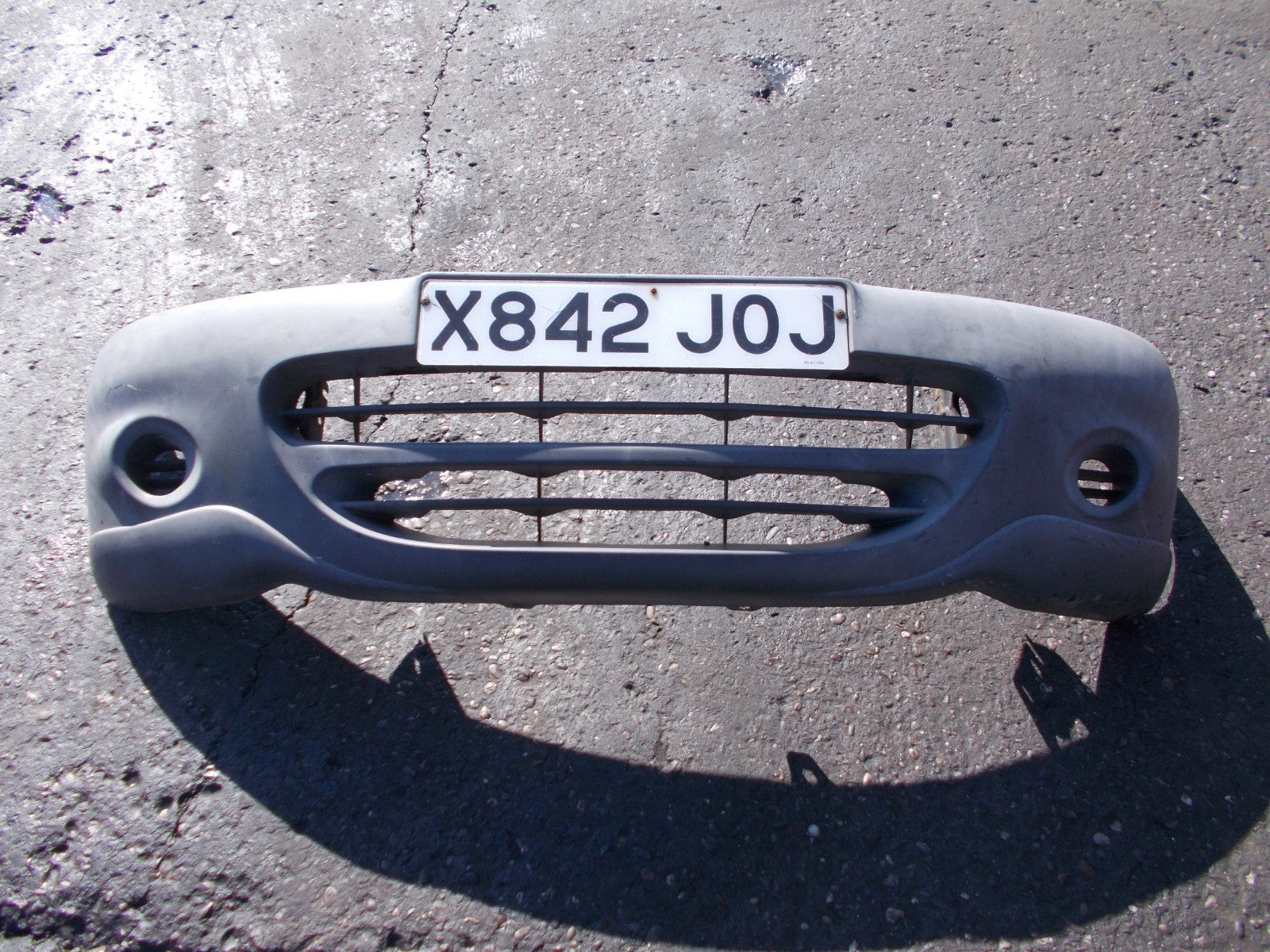 NISSAN VANETTE LDV CUB 1994-2002 COMPLETE FRONT BUMPER BLACK PLASTIC