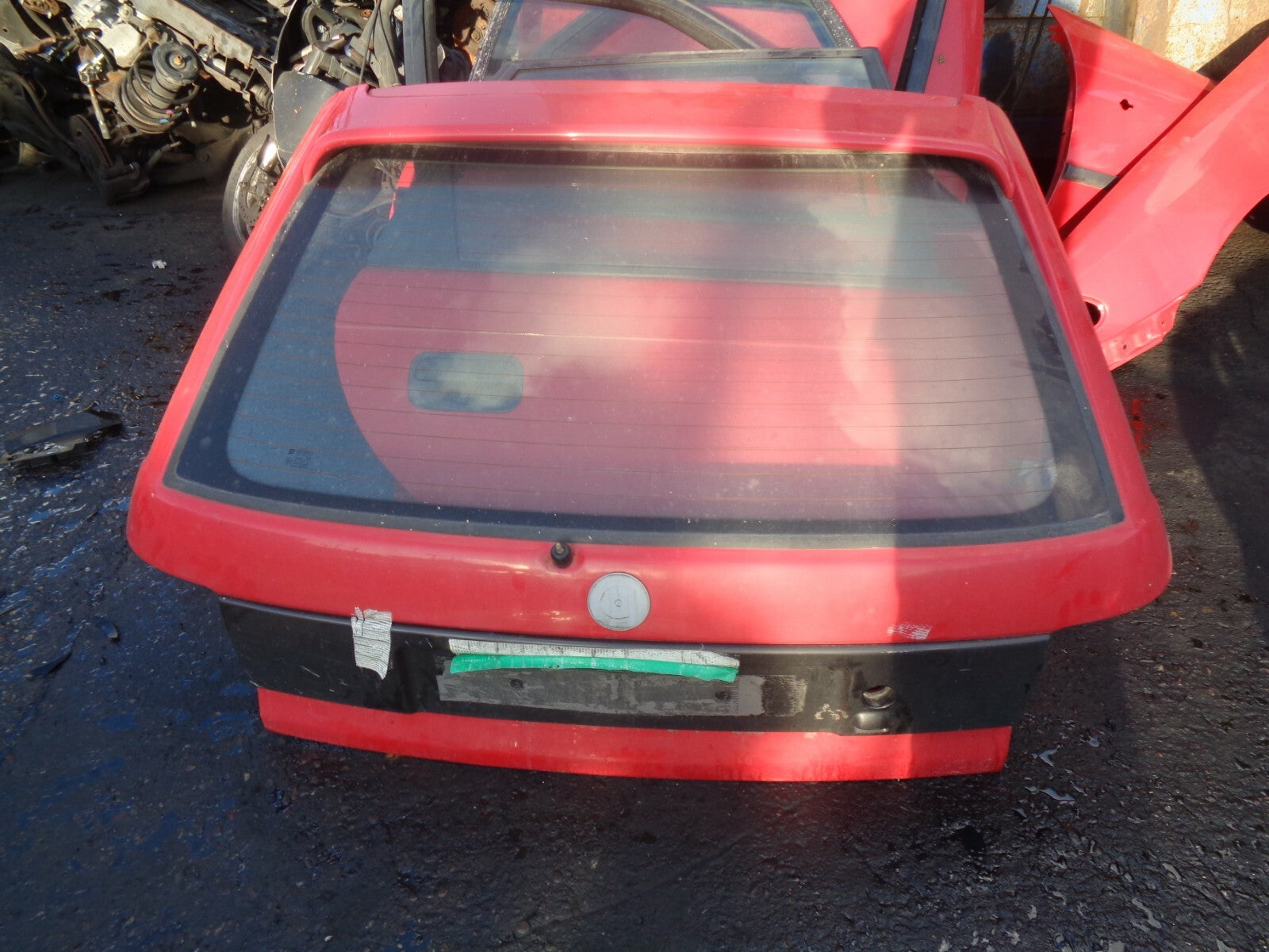 VAUXHALL ASTRA F MK3 5 DOOR REAR TAILGATE BOOTLID RED