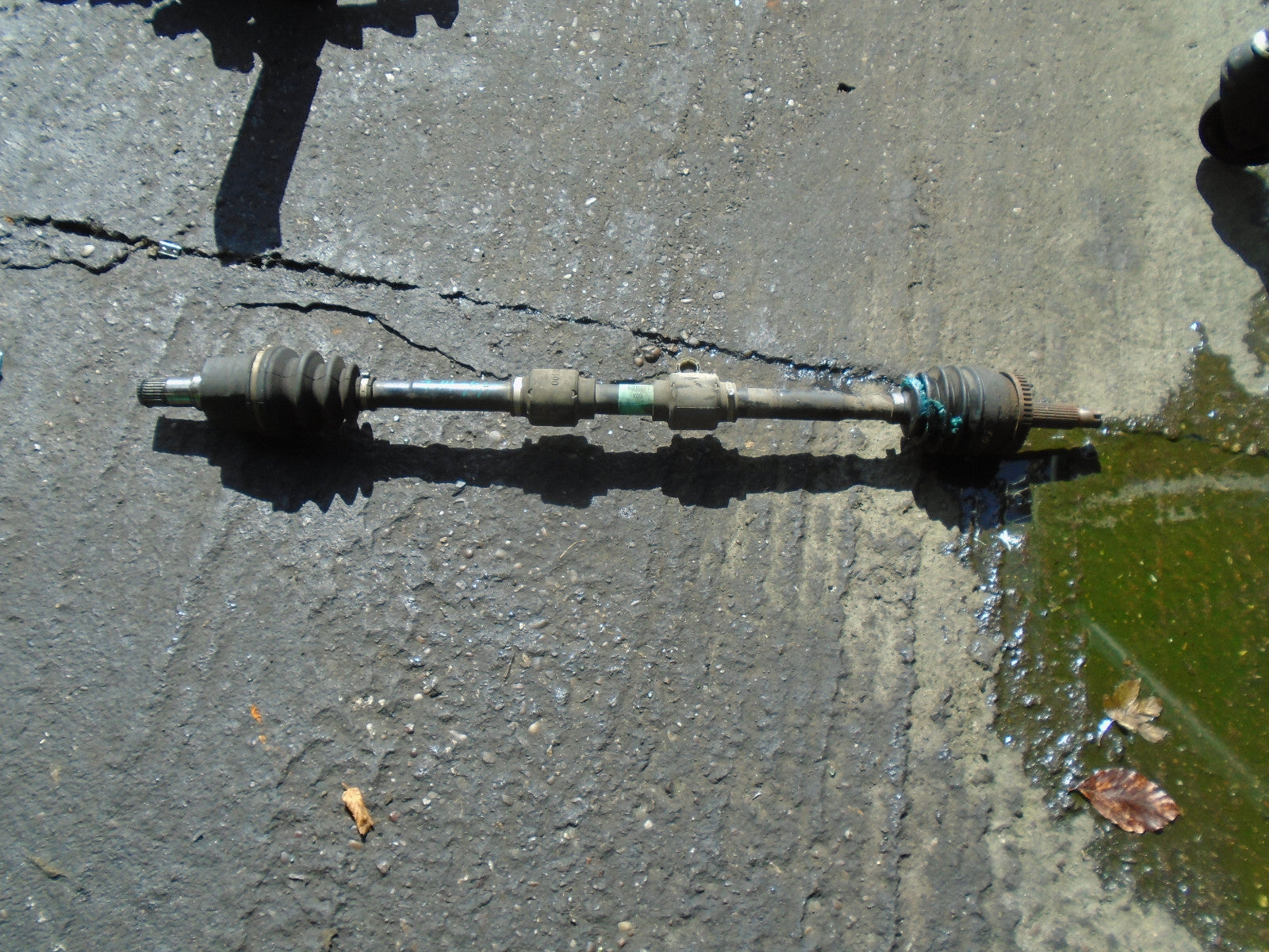 HYUNDAI I40 2014 1.7 CRDI OSF DRIVER SIDE FRONT DRIVESHAFT 495013Z450