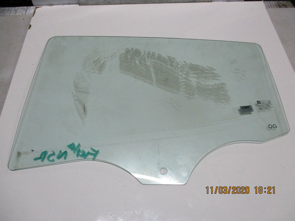 VAUXHALL VIVA 2017 NSR PASSENGER REAR MAIN DOOR GLASS WINDOW 43R-000054