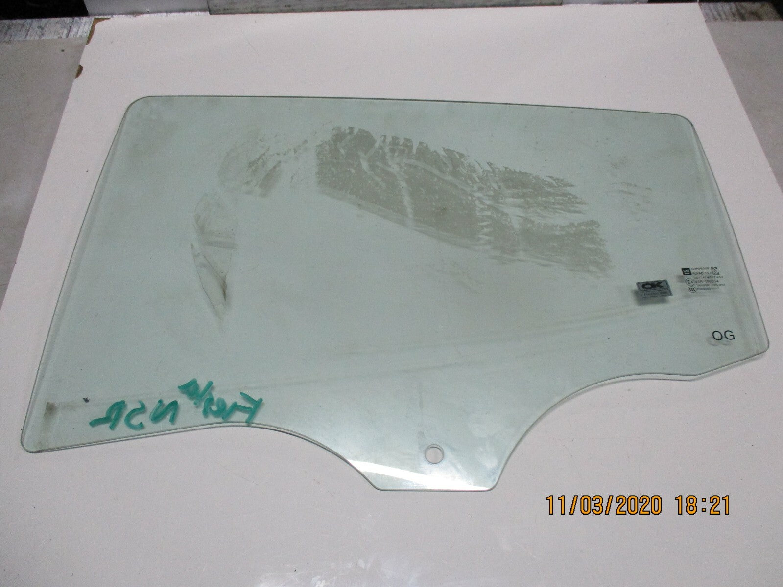VAUXHALL VIVA 2017 NSR PASSENGER REAR MAIN DOOR GLASS WINDOW 43R-000054